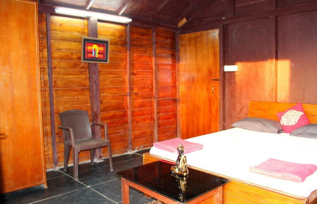 Rock Water Resort Morjim Quarto foto
